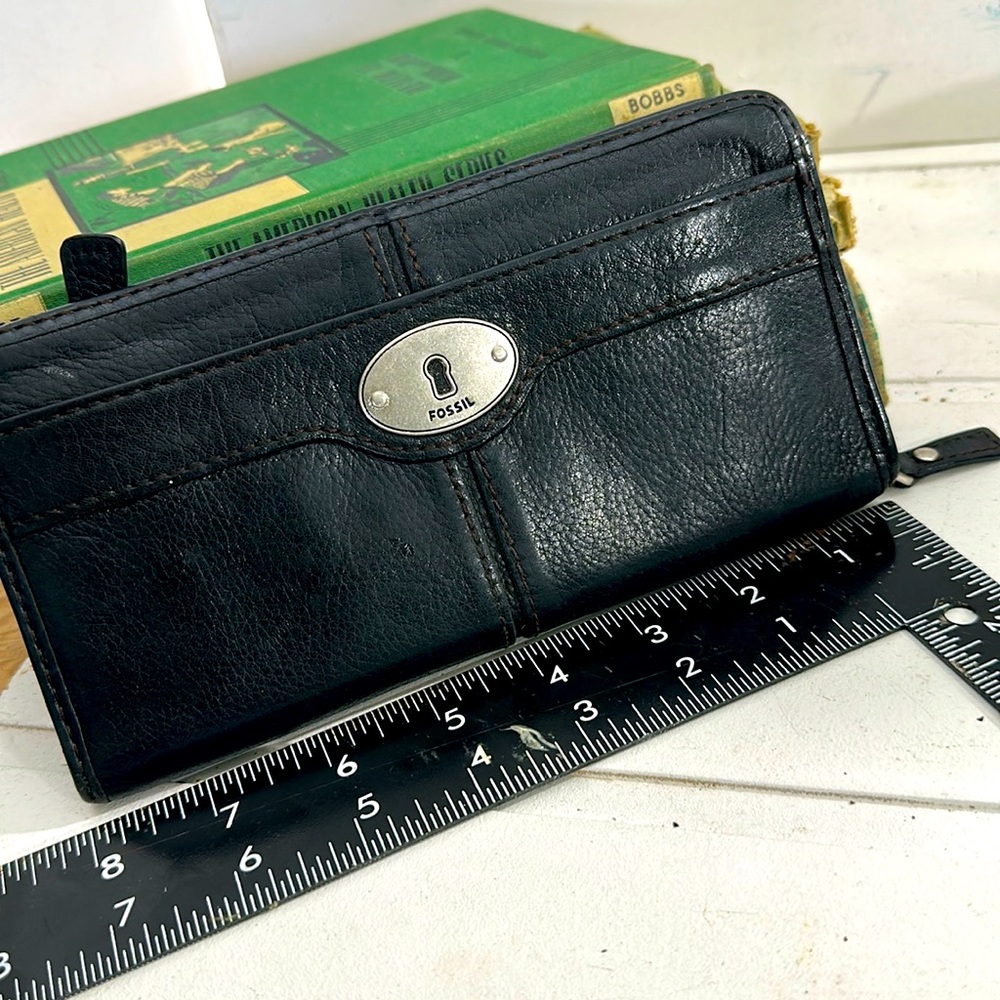 Fossil vintage black pebbled leather check book length wallet.